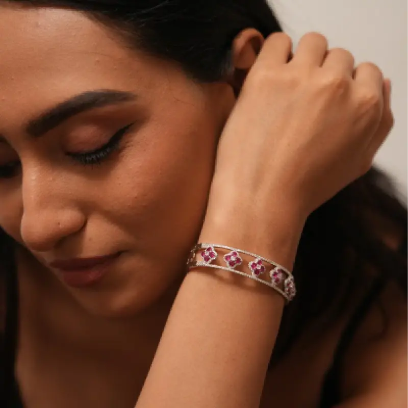 Evelyn Green Diamond Bracelet